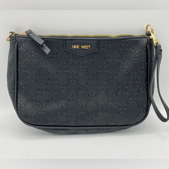 Nine West Handbags - Nine West Black Gold Hardware Wristlet Travel Pouch